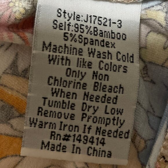 Johnny Was Women Top - Picture 3 of 4